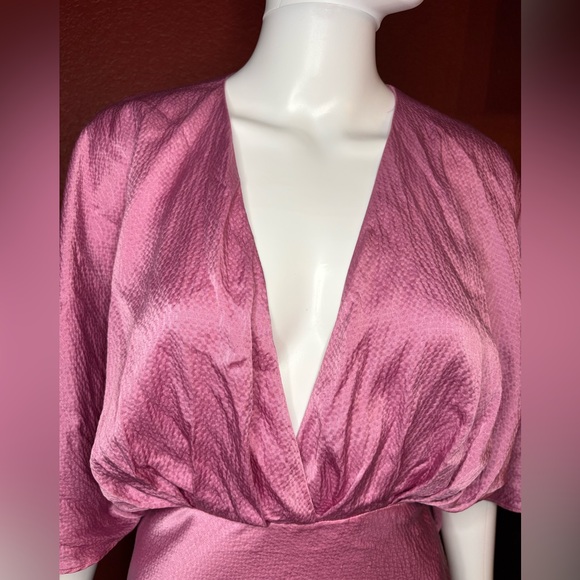 AIIFOS Isabelle Pink Crinkled Silk Satin Maxi Dress. Size XS - Picture 13 of 15